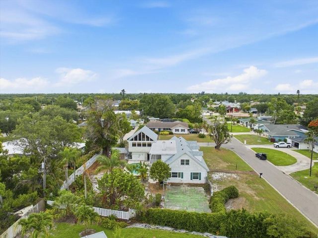 1907 78TH STREET NW, Bradenton, FL 34209