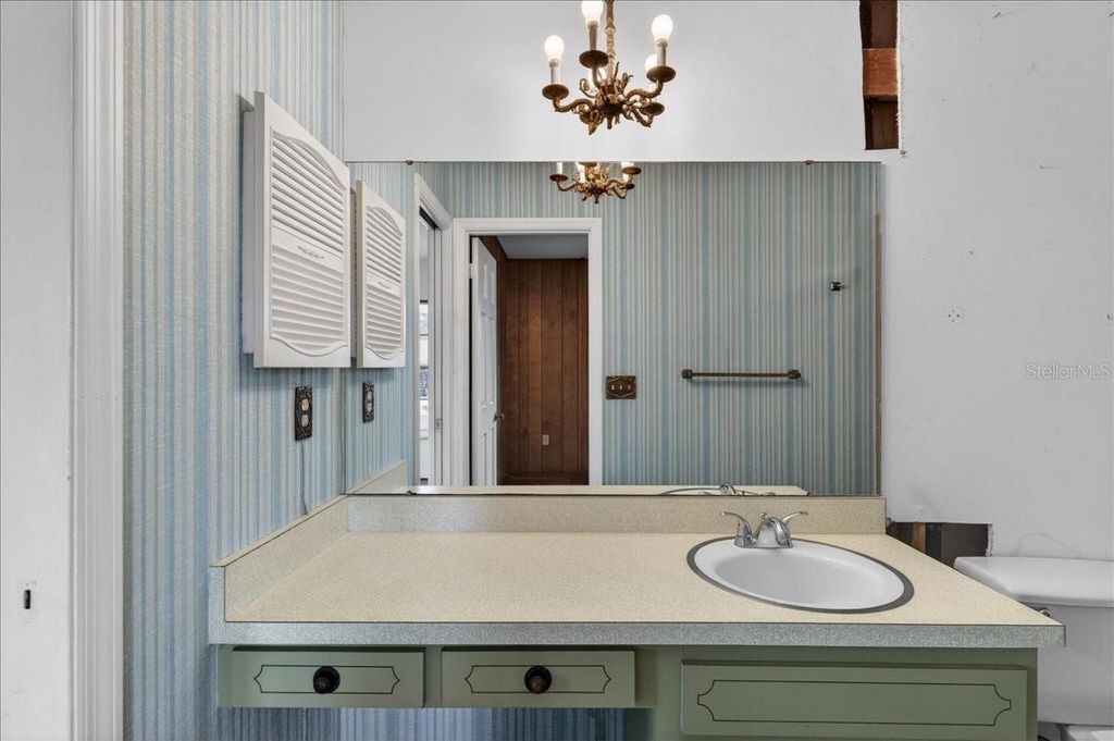 Image 34 of property listing at 1907 78TH STREET NW, Bradenton, FL 34209