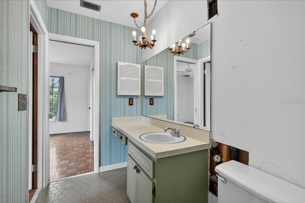 Image 36 of property listing at 1907 78TH STREET NW, Bradenton, FL 34209