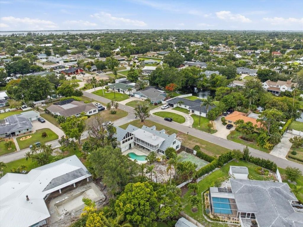 Image 89 of property listing at 1907 78TH STREET NW, Bradenton, FL 34209