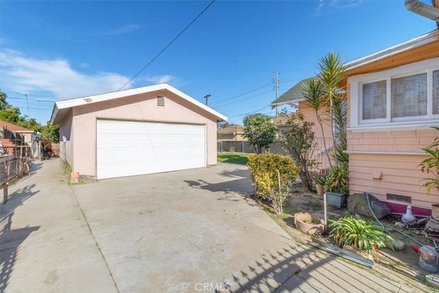 3615 Carlin, Lynwood, CA 90262