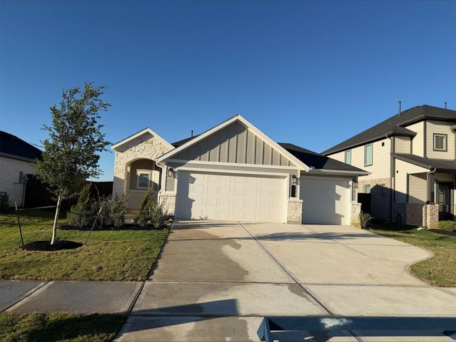 321 Goldeneye Duck Drive, Waller, TX 77484