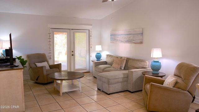 5620 Pinetree Avenue, Panama City Beach, FL 32408