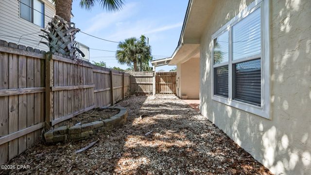 5620 Pinetree Avenue, Panama City Beach, FL 32408