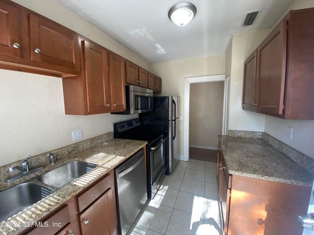 2673 FORBES Street C, Jacksonville, FL 32204