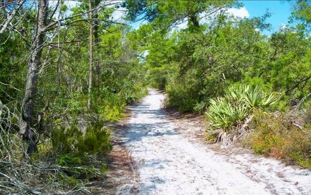 5400 SE Jack Avenue, Stuart, FL 34997