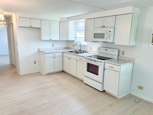 5400 SE Jack Avenue, Stuart, FL 34997