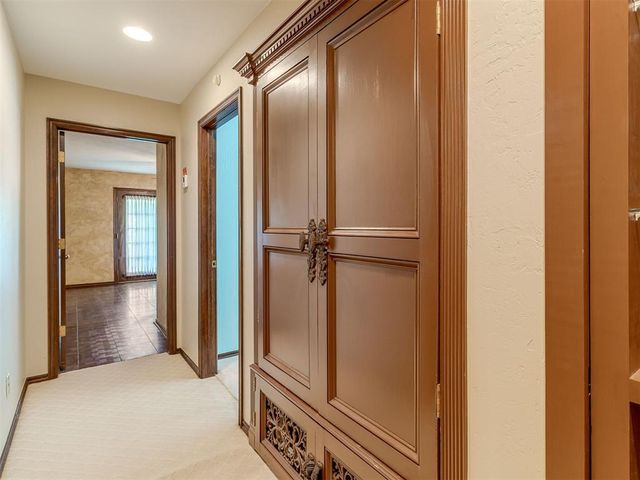 6208 Waterford Boulevard 96, Oklahoma City, OK 73116