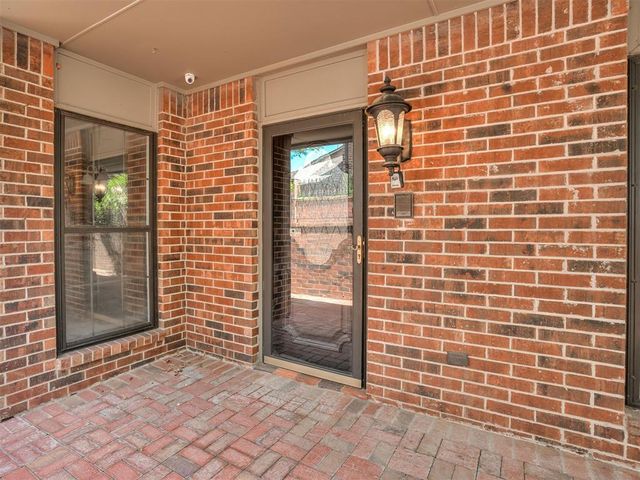 6208 Waterford Boulevard 96, Oklahoma City, OK 73116