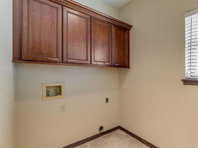 6208 Waterford Boulevard 96, Oklahoma City, OK 73116
