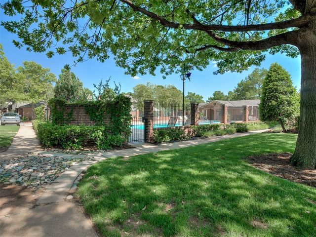 6208 Waterford Boulevard 96, Oklahoma City, OK 73116
