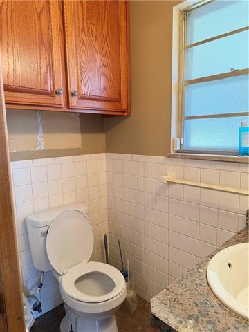 7924 New Jersey Avenue, Kansas City, KS 66112