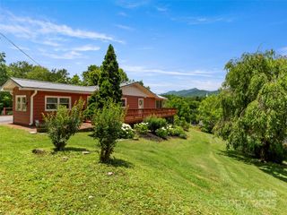 30 Belleview Road, Waynesville, NC 28786
