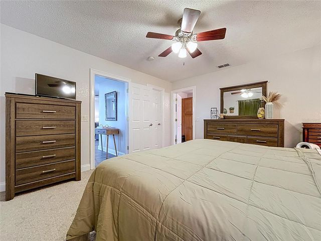 2205 ROSLYN LANE, Lakeland, FL 33812