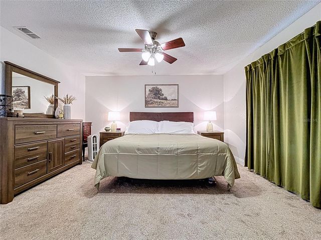 2205 ROSLYN LANE, Lakeland, FL 33812