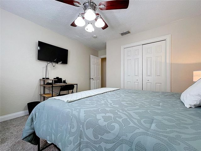 2205 ROSLYN LANE, Lakeland, FL 33812