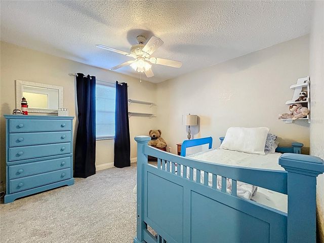 2205 ROSLYN LANE, Lakeland, FL 33812