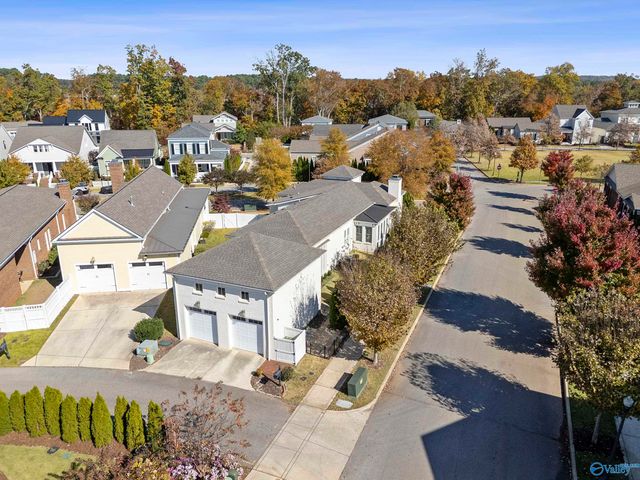 71 Hillcrest Avenue, Huntsville, AL 35806