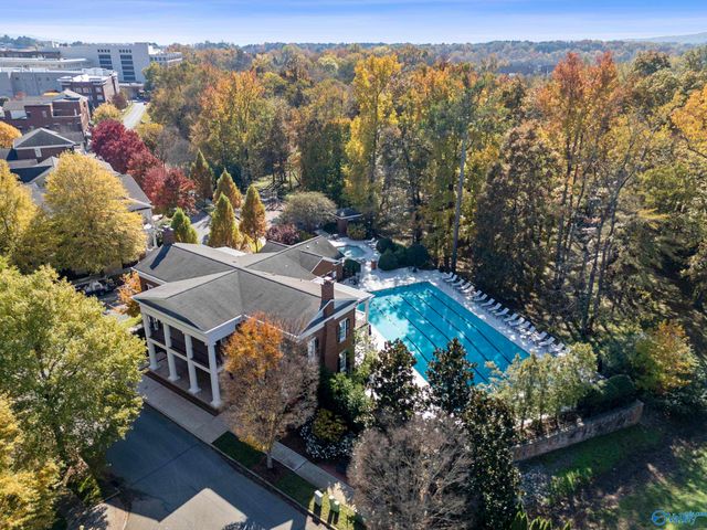 71 Hillcrest Avenue, Huntsville, AL 35806