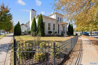 71 Hillcrest Avenue, Huntsville, AL 35806