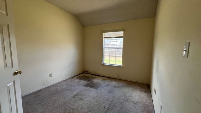 2612 Forest Creek Drive, Fort Worth, TX 76123