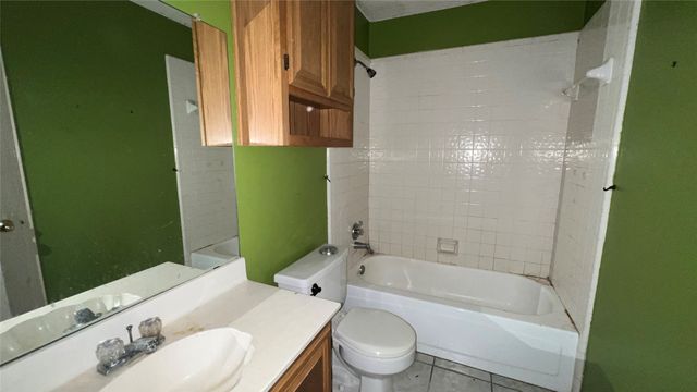 2612 Forest Creek Drive, Fort Worth, TX 76123