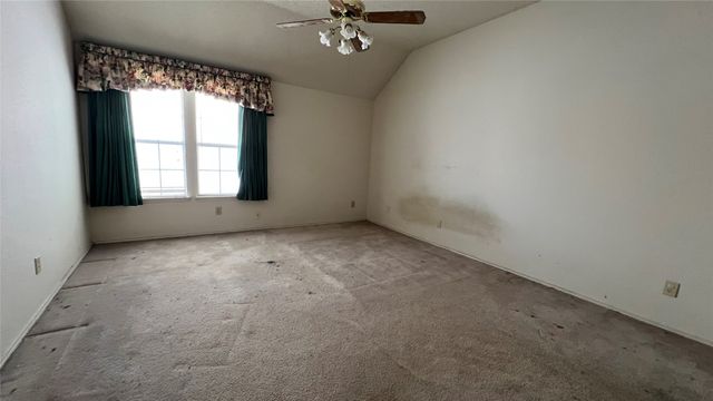 2612 Forest Creek Drive, Fort Worth, TX 76123