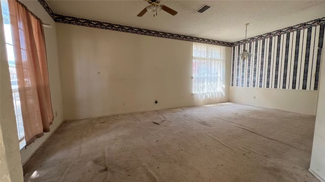 2612 Forest Creek Drive, Fort Worth, TX 76123