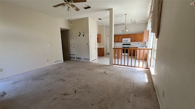 2612 Forest Creek Drive, Fort Worth, TX 76123