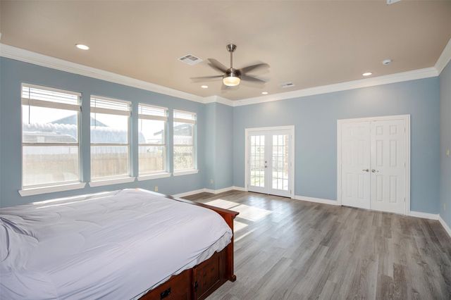 2535 Broadway Street, Dickinson, TX 77539