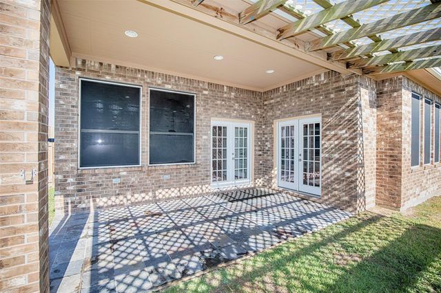 2535 Broadway Street, Dickinson, TX 77539