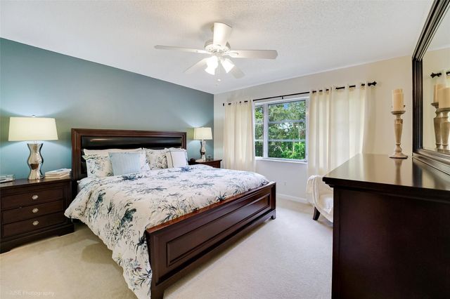 300 S Hollybrook Drive 302, Pembroke Pines, FL 33025