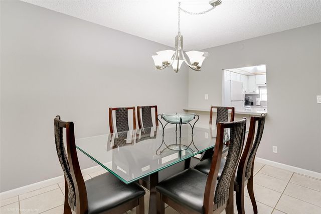 300 S Hollybrook Drive 302, Pembroke Pines, FL 33025