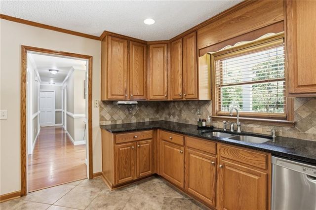 3214 Flint Lock Way NW, Marietta, GA 30064