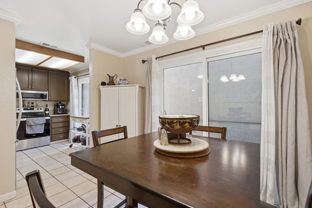 7413 Sunrise Blvd, Citrus Heights, CA 95610