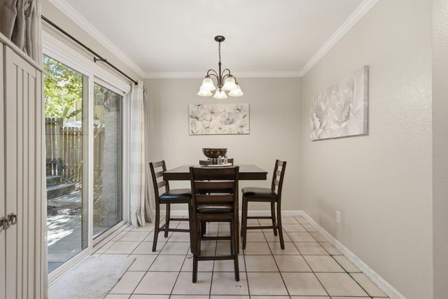 7413 Sunrise Blvd, Citrus Heights, CA 95610