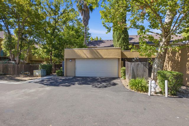 7413 Sunrise Blvd, Citrus Heights, CA 95610