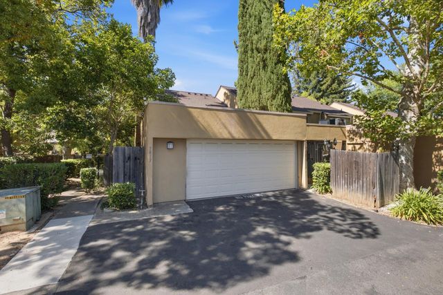 7413 Sunrise Blvd, Citrus Heights, CA 95610
