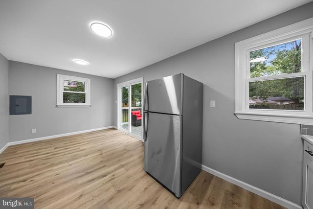 111 LINDEN TER, Williamstown, NJ 08094