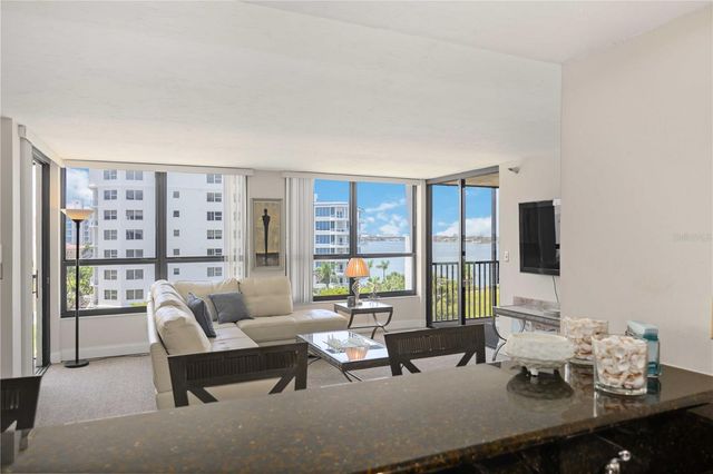 11 SUNSET DRIVE 505, Sarasota, FL 34236