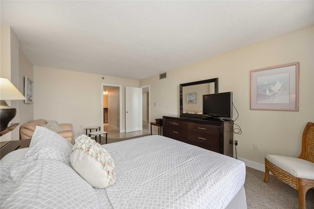 11 SUNSET DRIVE 505, Sarasota, FL 34236