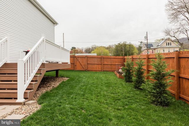 515 MAPLE AVE, Marysville, PA 17053