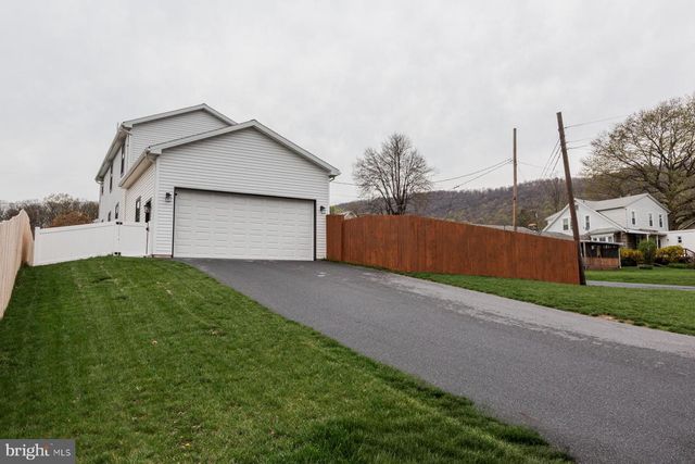 515 MAPLE AVE, Marysville, PA 17053