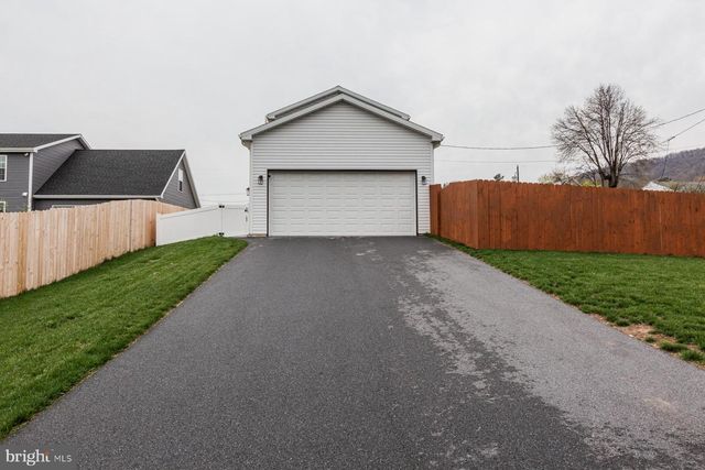 515 MAPLE AVE, Marysville, PA 17053