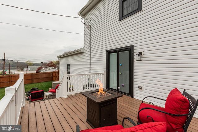 515 MAPLE AVE, Marysville, PA 17053