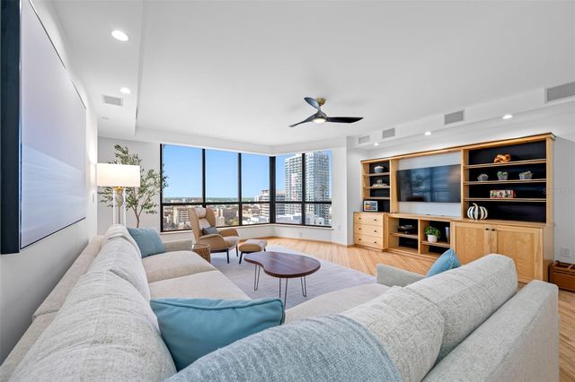 1 BEACH DRIVE SE 2211, St Petersburg, FL 33701
