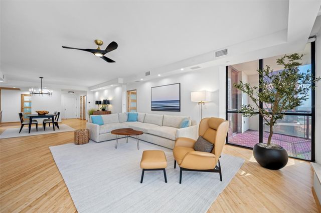 1 BEACH DRIVE SE 2211, St Petersburg, FL 33701