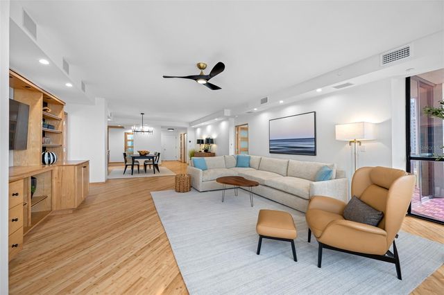 1 BEACH DRIVE SE 2211, St Petersburg, FL 33701