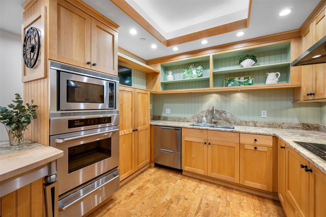 1 BEACH DRIVE SE 2211, St Petersburg, FL 33701