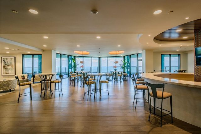 1 BEACH DRIVE SE 2211, St Petersburg, FL 33701